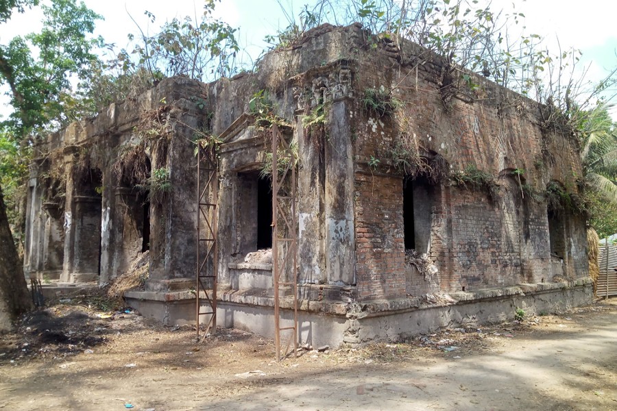 Kacharibari of Zamindar Rajes Kanto Roy